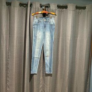 SO Jeans low rise jegging size 7